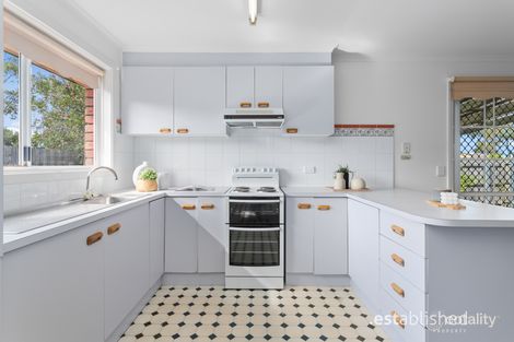 Property photo of 1/81 Mossfiel Drive Hoppers Crossing VIC 3029