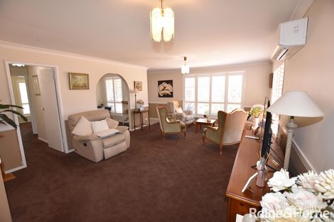 Property photo of 2/111 Matthews Avenue Orange NSW 2800