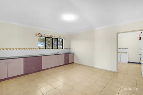 Property photo of 16 Foreshore Drive Urangan QLD 4655