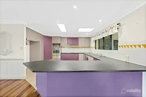 Property photo of 16 Foreshore Drive Urangan QLD 4655