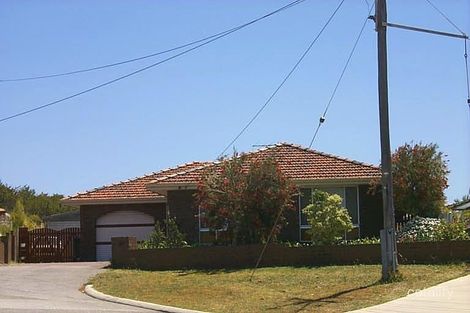 5 Riggs Way, Hamilton Hill, WA 6163