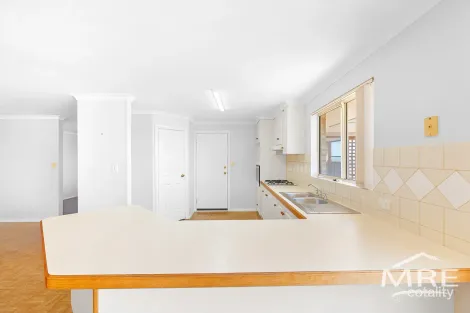 Property photo of 3 Everett Rise Spencer Park WA 6330