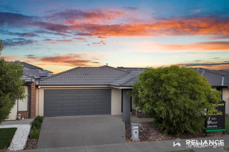 Property photo of 22 Chartwell Avenue Truganina VIC 3029