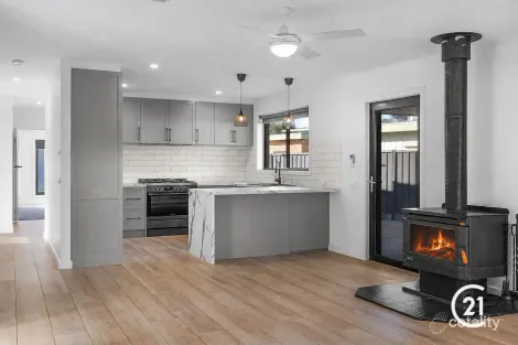 Property photo of 4 Crossen Street Echuca VIC 3564