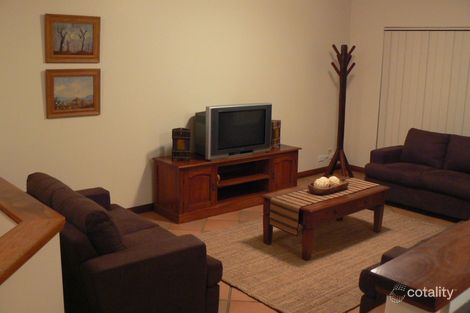 Property photo of 14 Broadbeach Boulevard Hillarys WA 6025