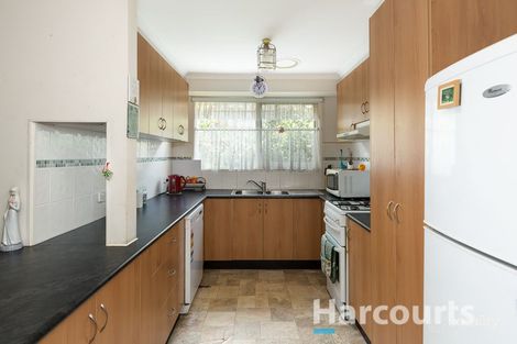 Property photo of 3 Robert Molyneux Avenue Endeavour Hills VIC 3802
