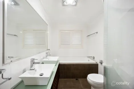 Property photo of 114-116 Lyndon Way Karalee QLD 4306