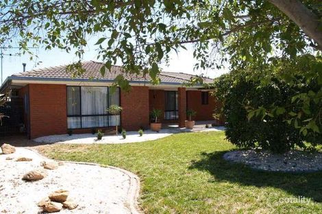 Property photo of 8 Pell Crescent Mooroopna VIC 3629