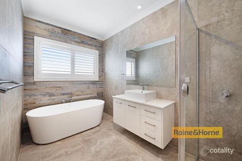 Property photo of 2/127 The Esplanade Ettalong Beach NSW 2257