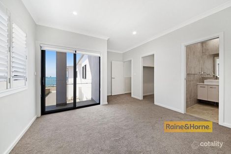 Property photo of 2/127 The Esplanade Ettalong Beach NSW 2257