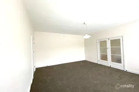 Property photo of 26 Earl Street Sandy Bay TAS 7005