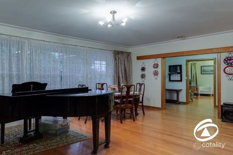 Property photo of 74 Broderick Road Carrum Downs VIC 3201