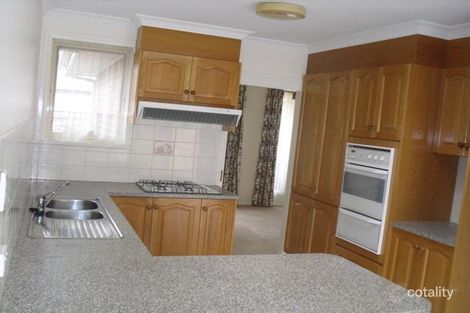 Property photo of 5 Gowan Road Mount Waverley VIC 3149
