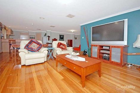 Property photo of 53 Bruce Road Wattle Grove WA 6107