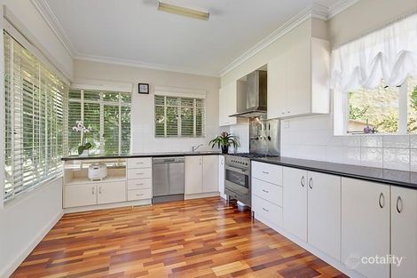 Property photo of 7 Page Avenue Kew East VIC 3102