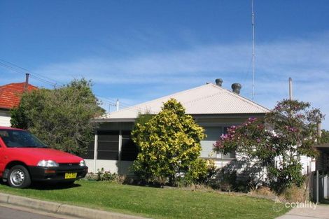 13 Norman St, Waratah West, NSW 2298