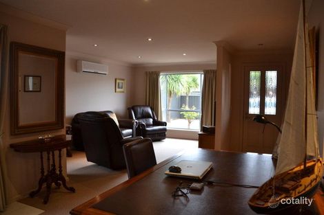 Property photo of 3/83 Hamilton Place Hamilton VIC 3300