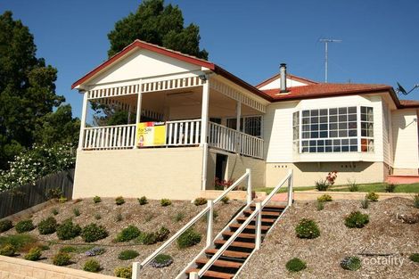 Property photo of 2 Arnott Avenue Toronto NSW 2283