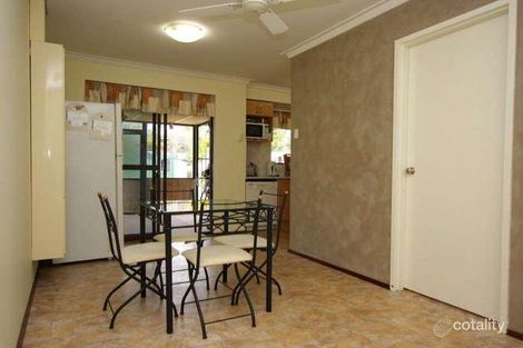 Property photo of 27 Rushbrook Way Thornlie WA 6108