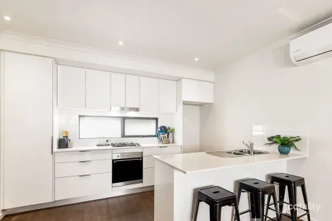 Property photo of 2/76 Collins Street Mentone VIC 3194