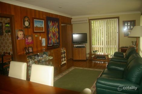 Property photo of 17 Maxwell Avenue Orange NSW 2800