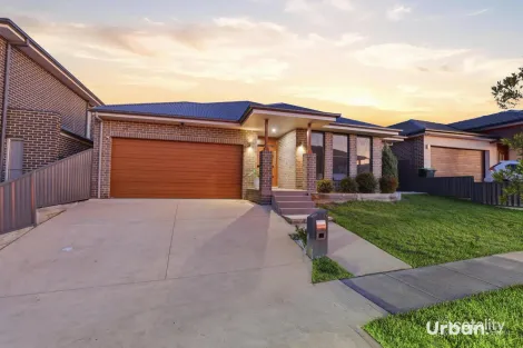 19 Everlasting St, Denham Court, NSW 2565