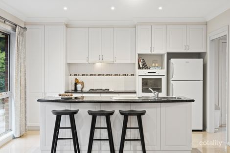 8 Lowanna St, Berwick, VIC 3806