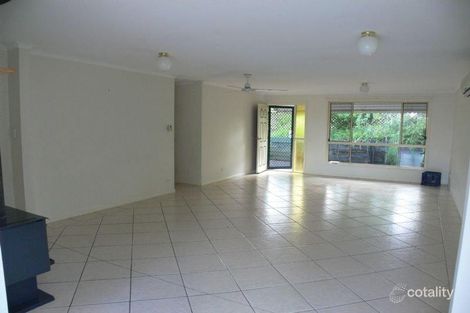 32 Buzaki Rd, Glass House Mountains, QLD 4518