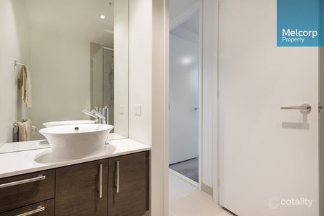 Property photo of 3004/318 Russell Street Melbourne VIC 3000