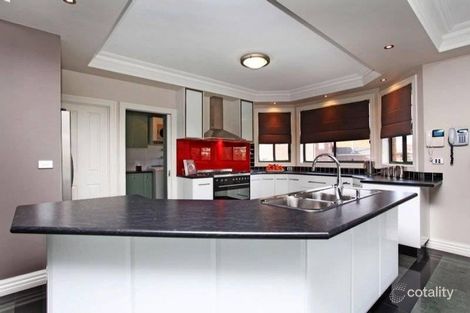 Property photo of 16 Arkley Drive Greenvale VIC 3059