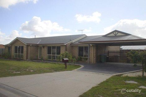 12 Samuel Ct, Hastings, VIC 3915