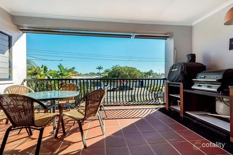 Property photo of 2/46 Dawn Parade Miami QLD 4220