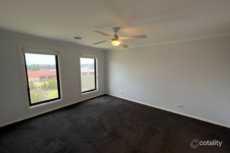 Property photo of 7 Shae Crescent Drouin VIC 3818
