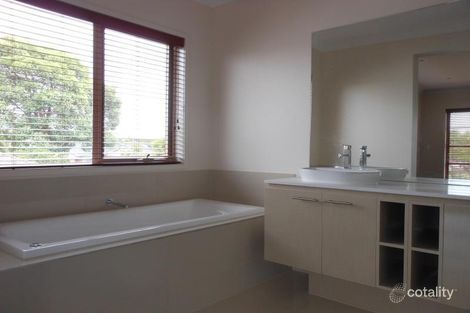 Property photo of 16 The Highway Mount Waverley VIC 3149