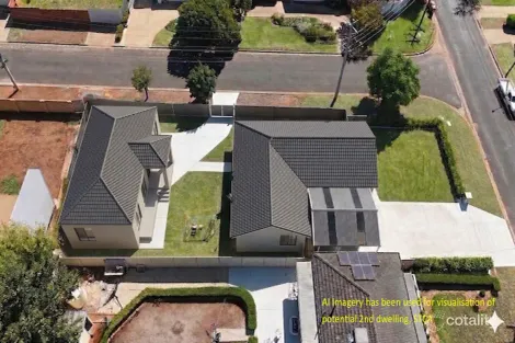 Property photo of 18 Ross Crescent Griffith NSW 2680