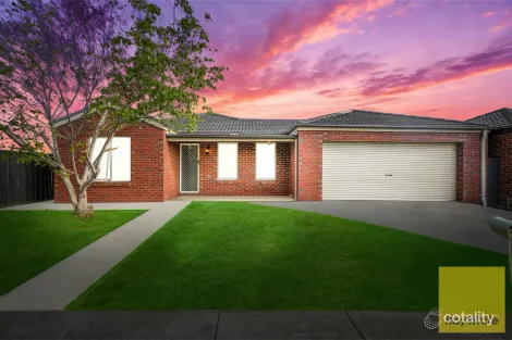 Property photo of 22 Fawkner Road Manor Lakes VIC 3024