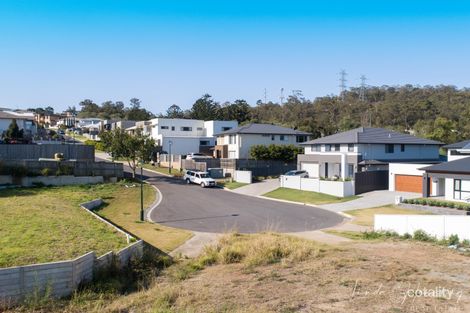 Property photo of 5 Little Court Carindale QLD 4152