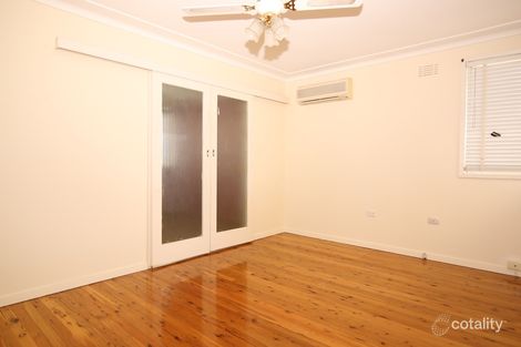Property photo of 25 Andrews Avenue Toongabbie NSW 2146