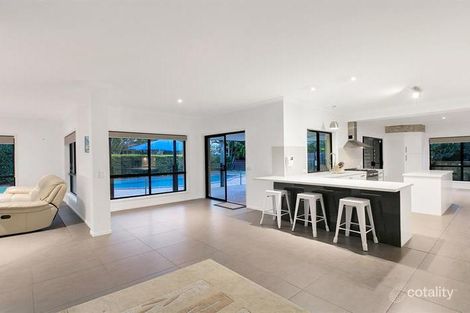 Property photo of 15 Rivergum Place Fig Tree Pocket QLD 4069