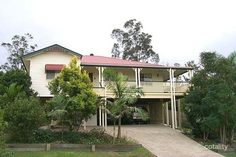 16 Woodfield Ct, Ferny Hills, QLD 4055