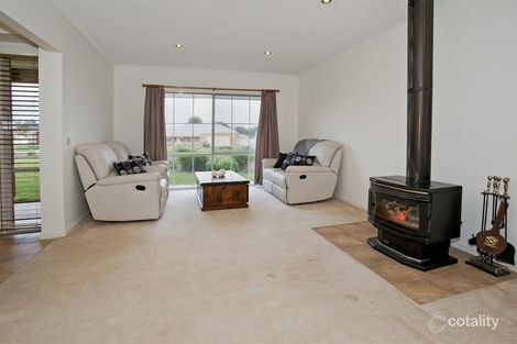 Property photo of 34 Greenfields Drive Moriac VIC 3240