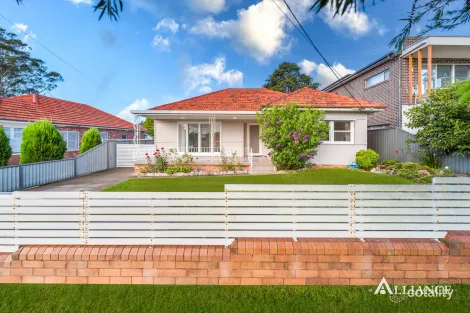 Property photo of 71 Picnic Point Road Panania NSW 2213