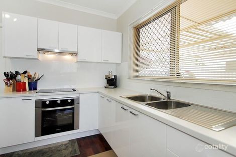 Property photo of 32 Dorcas Way Coolbellup WA 6163