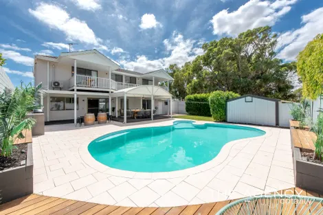 Property photo of 32 Ranford Way Hillarys WA 6025