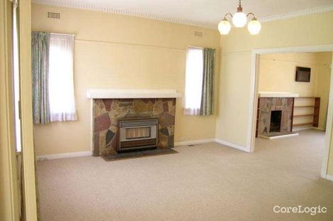 Property photo of 54 Bennett Parade Kew East VIC 3102