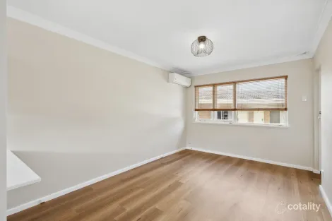 Property photo of 9/22 Cunningham Terrace Daglish WA 6008