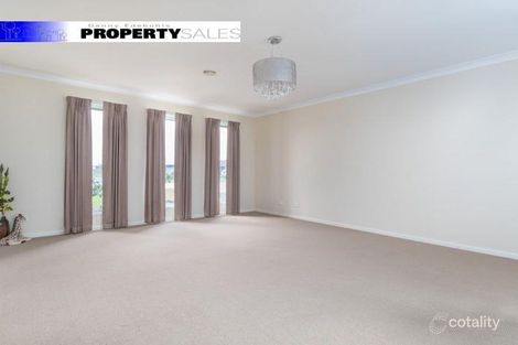 Property photo of 8 Montane Boulevard Newborough VIC 3825