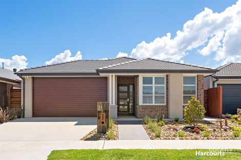 Property photo of 11 Dandy Drive Cranbourne South VIC 3977
