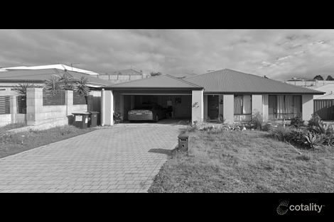 11 Campden Loop, Parmelia, WA 6167