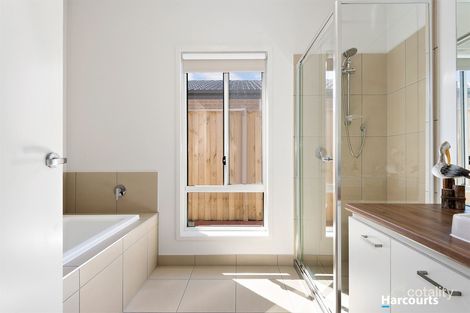 Property photo of 11 Dandy Drive Cranbourne South VIC 3977